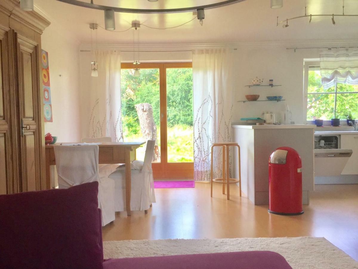 Apartment Gaensebluemchen daisy Walsdorf  Extérieur photo